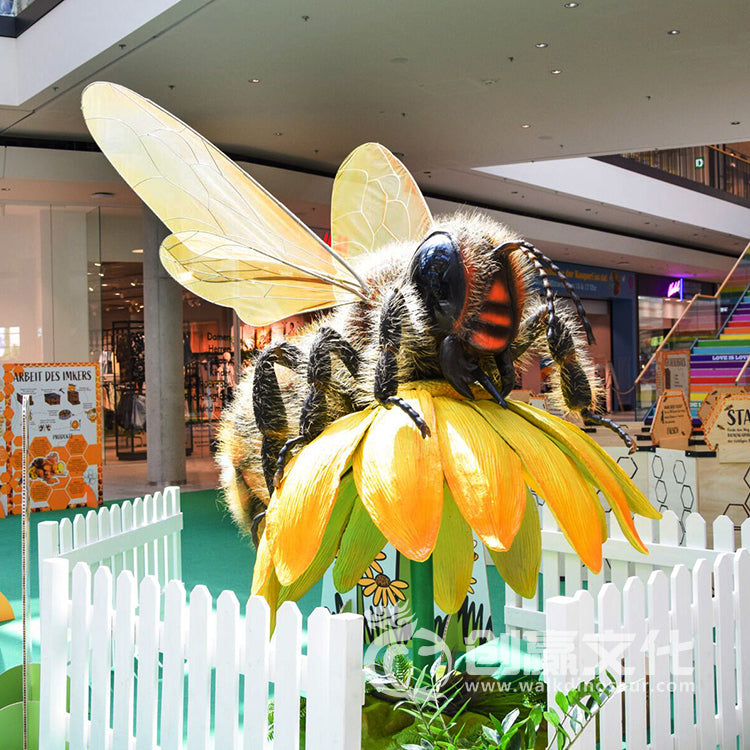 Animatronic Bee